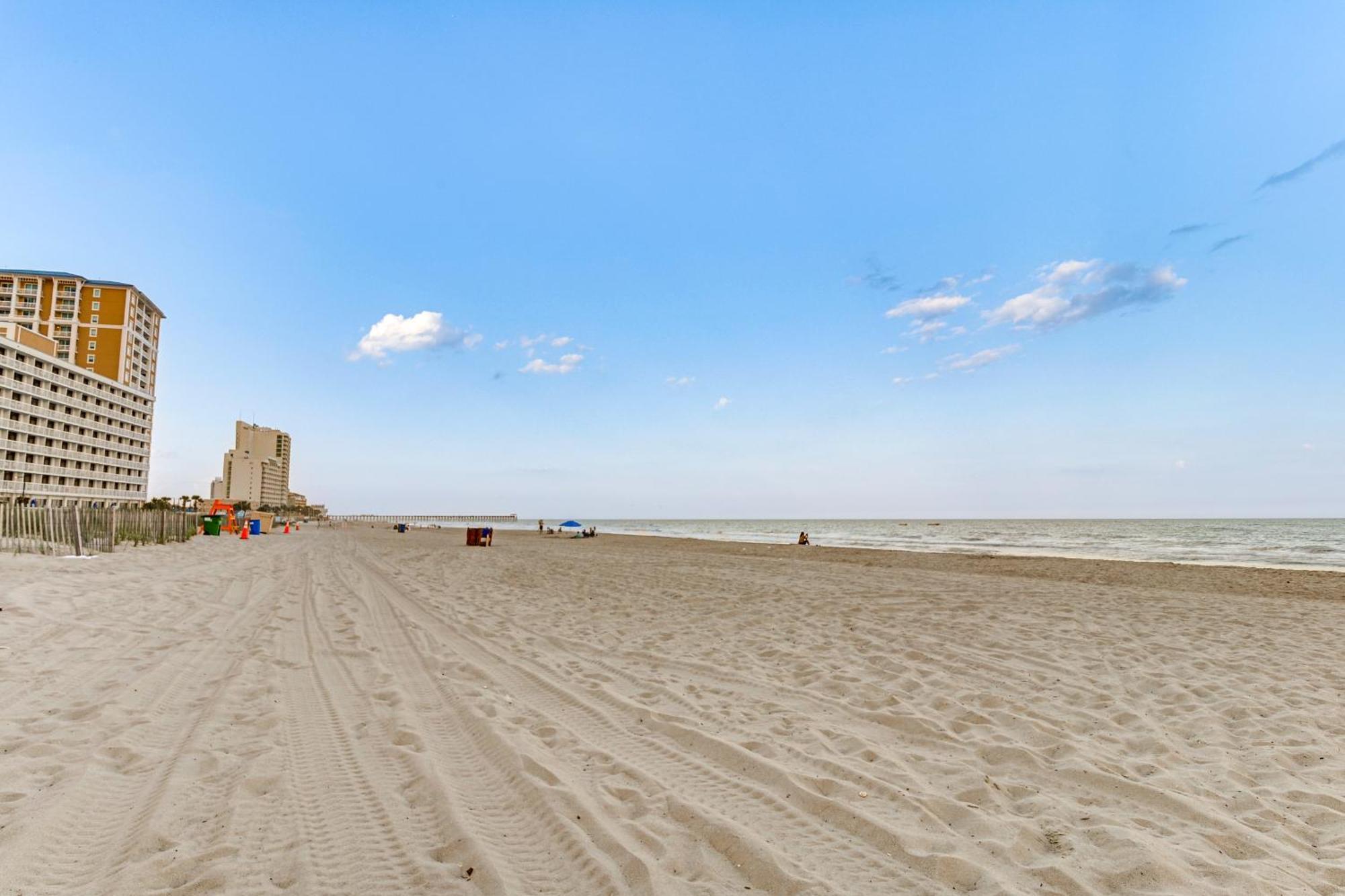 Updated Resort Condo, Walk To Myrtle Beach! Exteriör bild