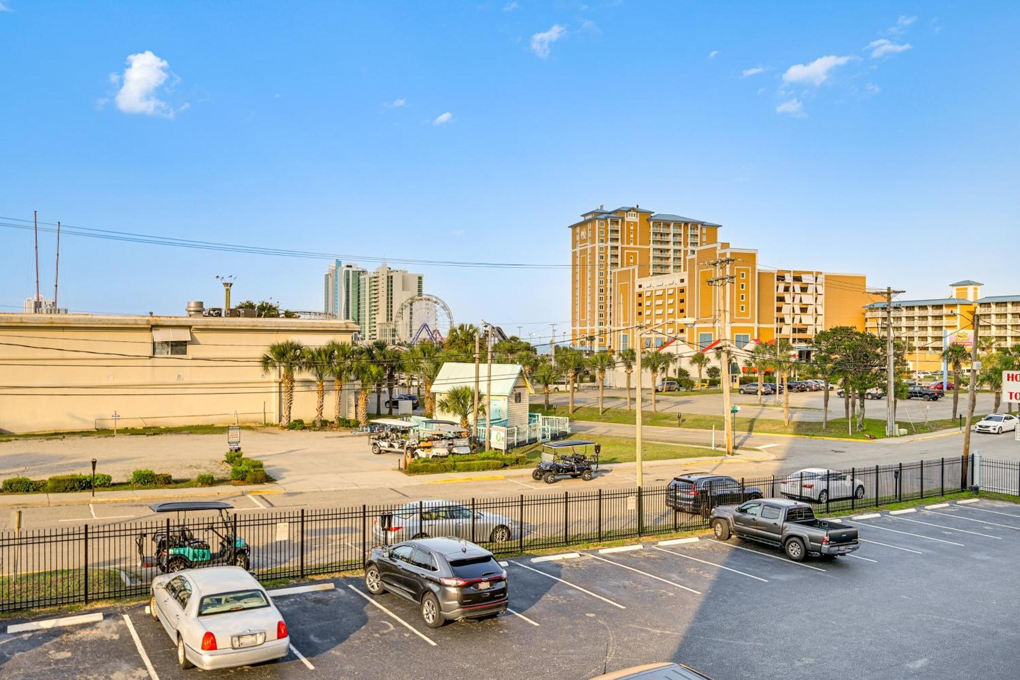 Updated Resort Condo, Walk To Myrtle Beach! Exteriör bild