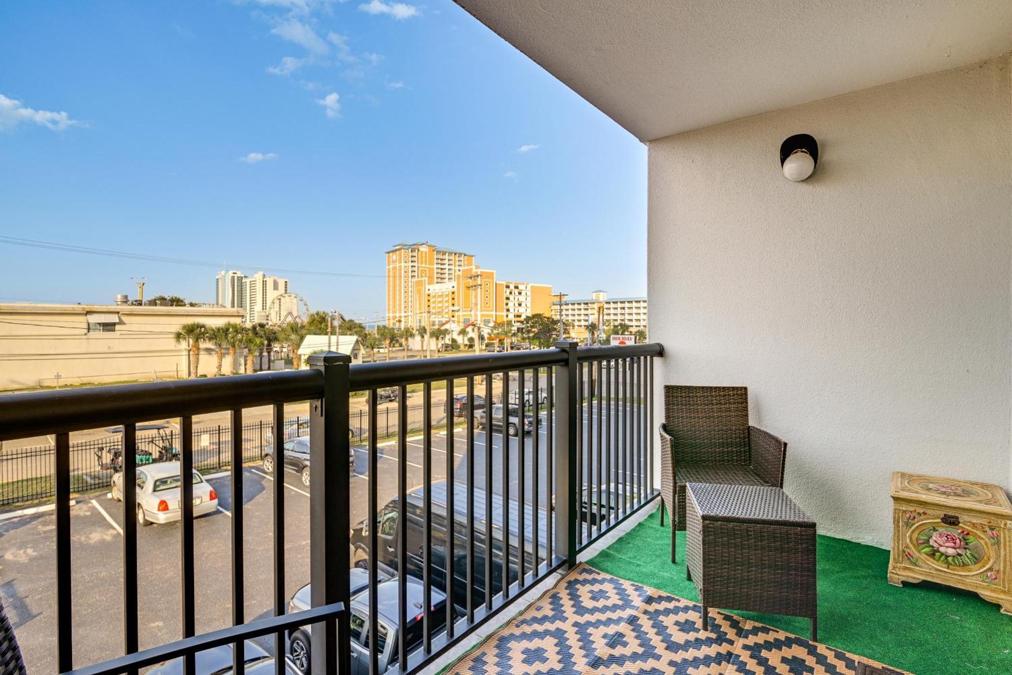Updated Resort Condo, Walk To Myrtle Beach! Exteriör bild