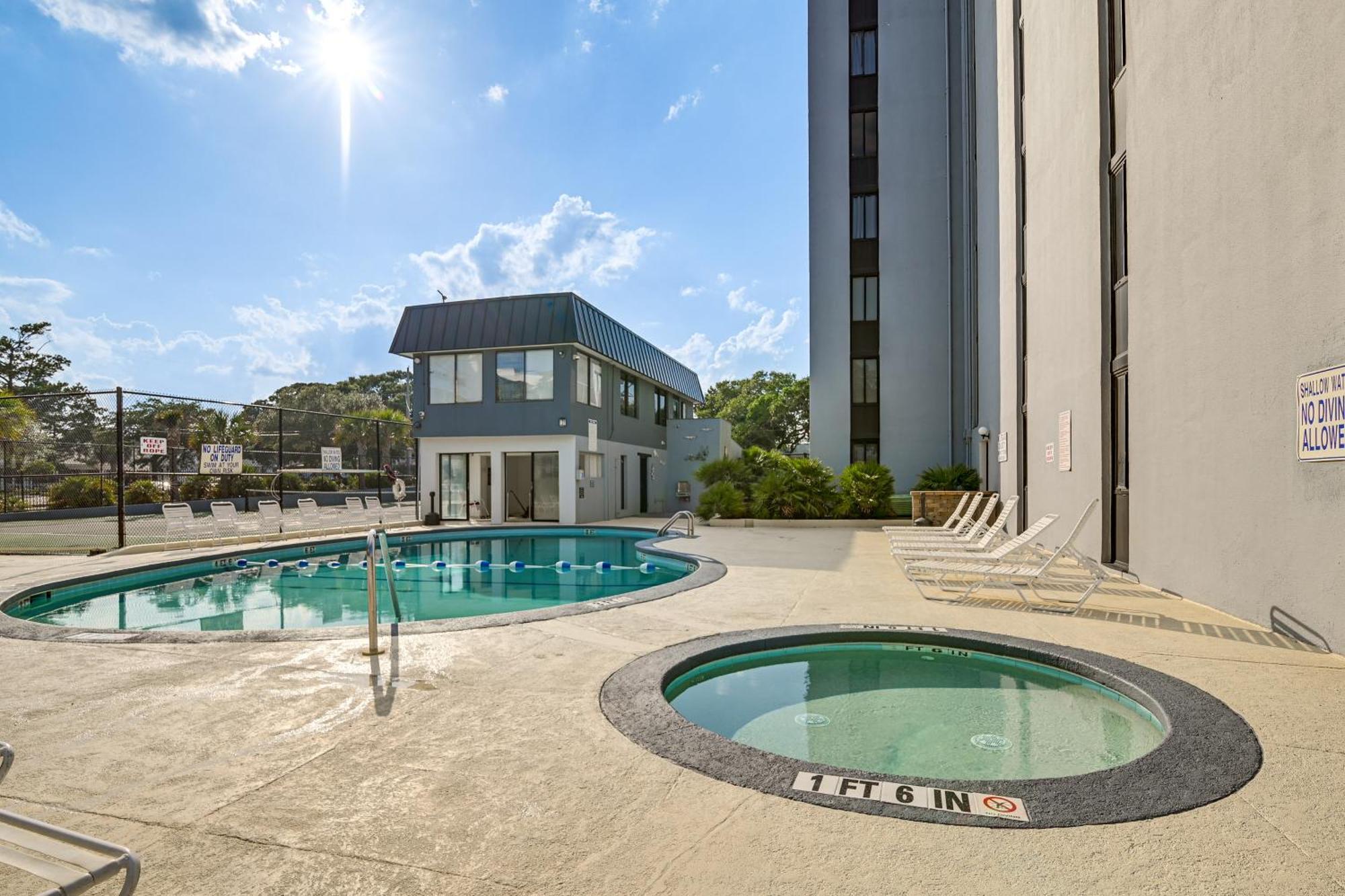Updated Resort Condo, Walk To Myrtle Beach! Exteriör bild